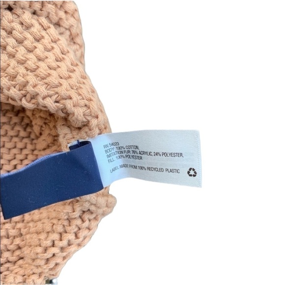 Gap infant knitted beanie-Size 6-12 months color tan - Picture 3 of 3